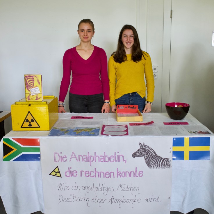 Helen und Lisa mit Jonas Jonasson: Die Analphabetin, die rechnen konnte